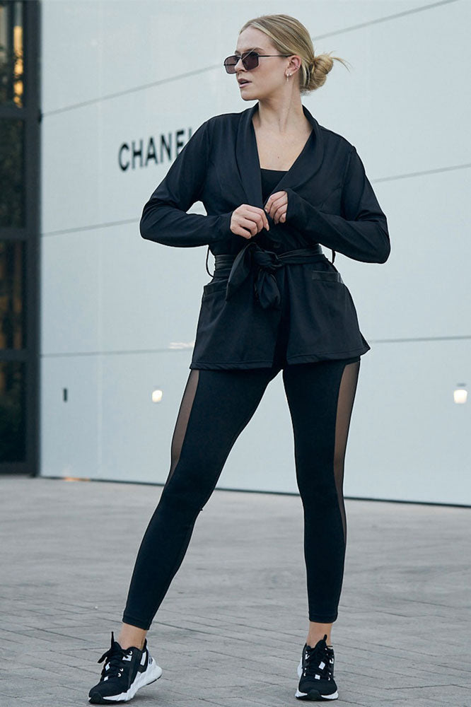 <p>Edge Blazer <em>Dam</em></p>