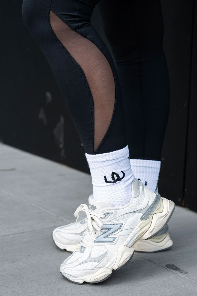 W-Crew Sock White träningsstrumpa framifrån — Wallderinska Sport Couture